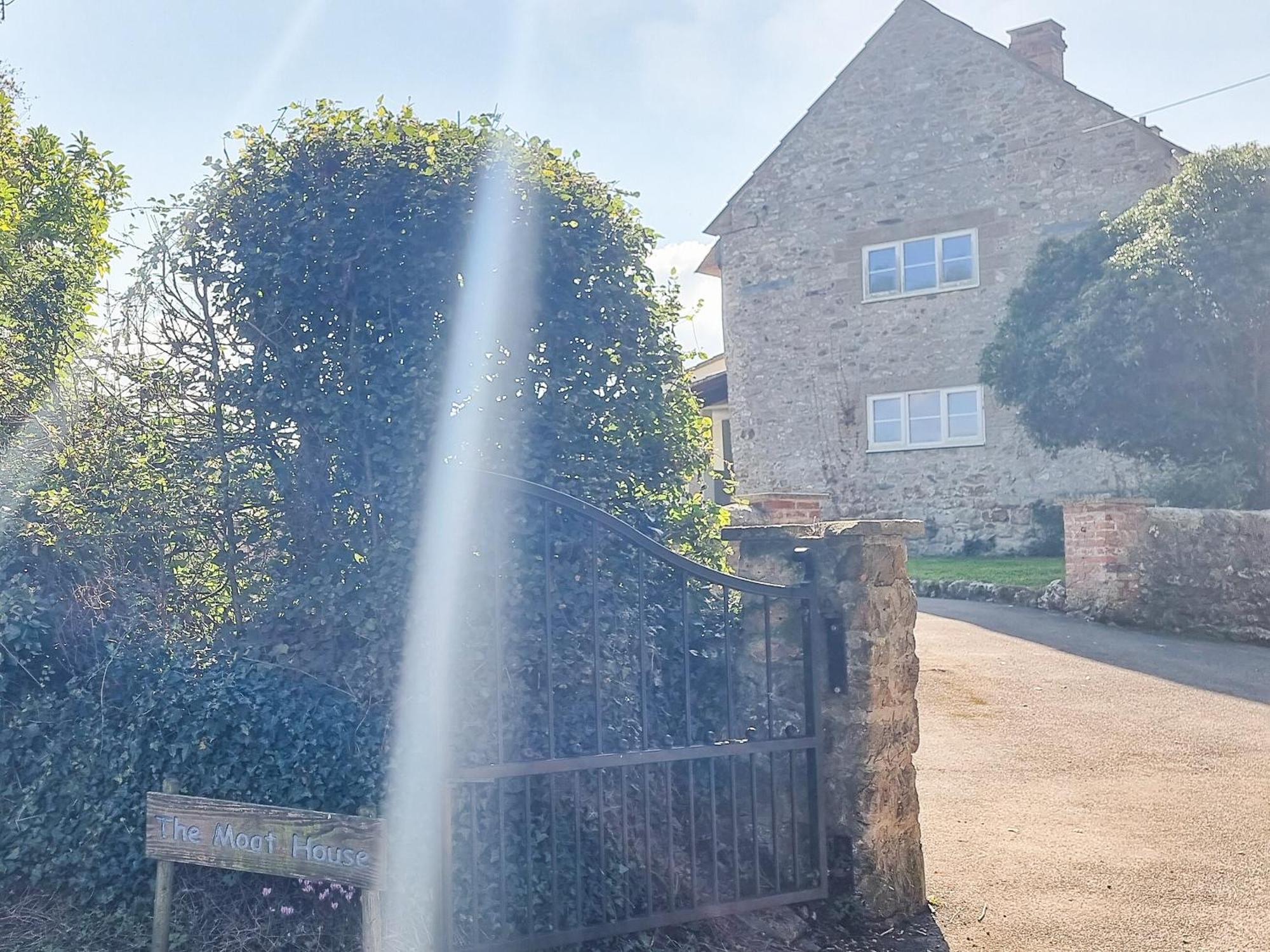 The Moat House Vila Cudworth Exterior foto